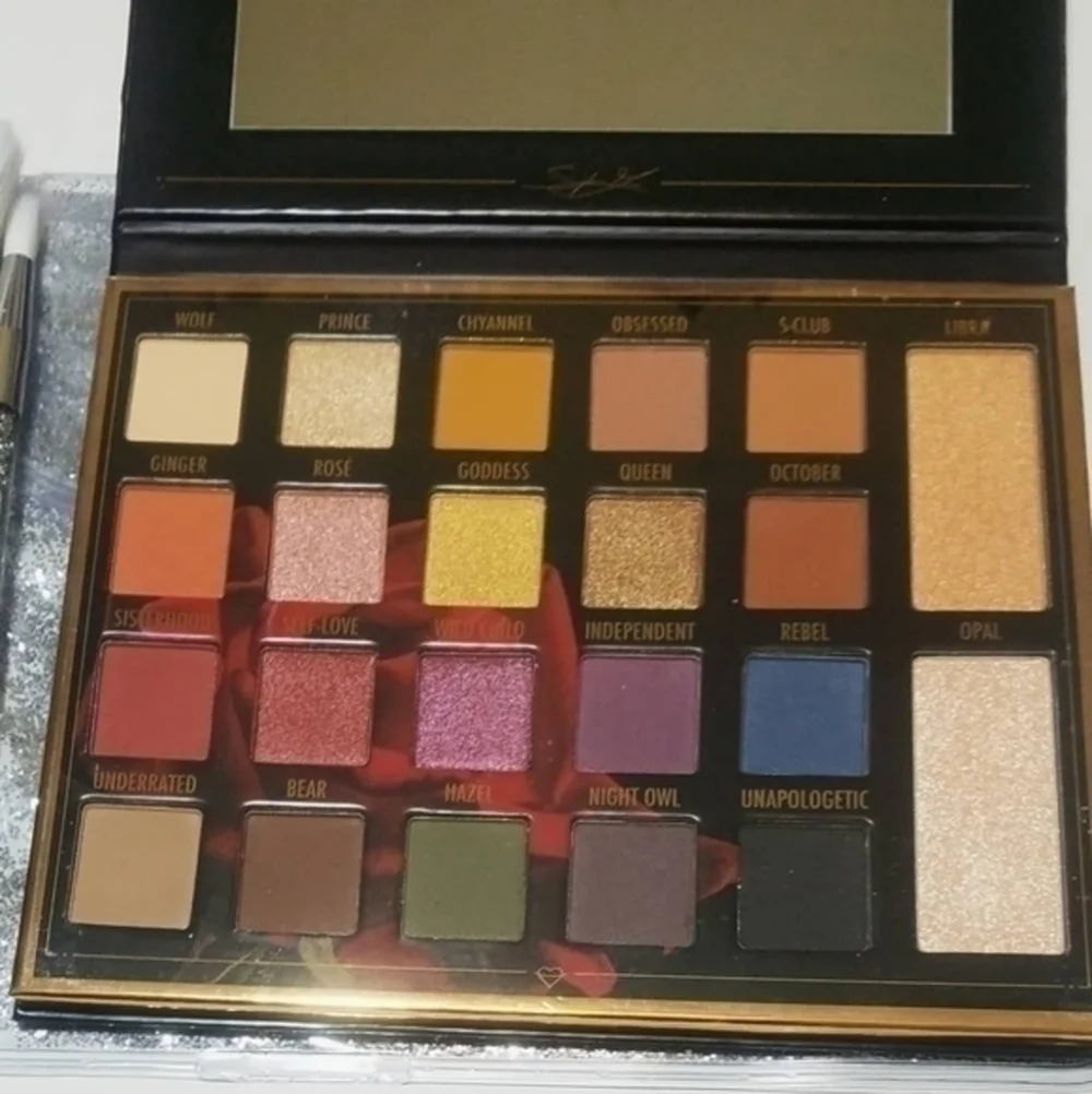BH Cosmetics bh cosmetics